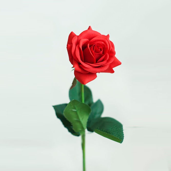 Роза малая красная h-43см, d бутона-6см Арт00003
